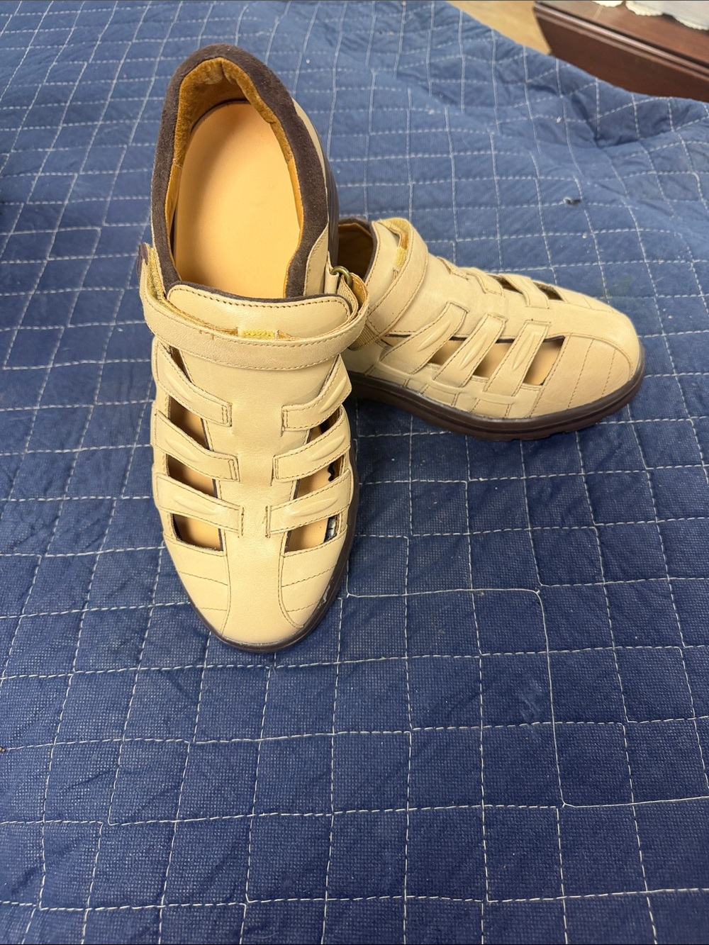 Dr. Comfort Beige Leather Fisherman Sandal Casual Slip-On